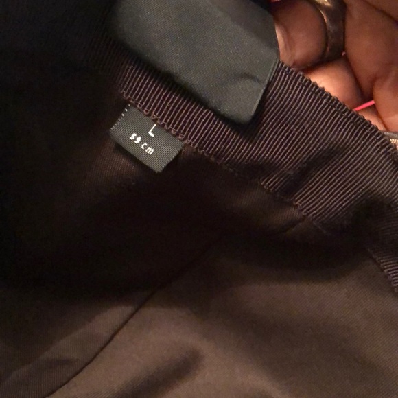 Gucci Cap In Excellent Condition - Picture 9 of 9